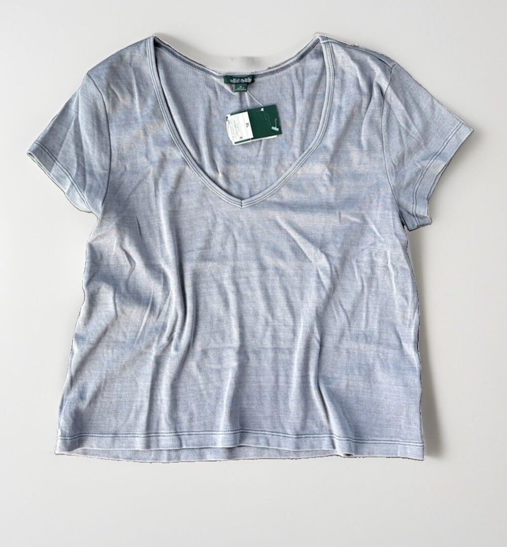 Wild Fable Blue V-Neck Crop Shirt Size XL New Basic
